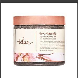 MANNA KADAR CHAMPAGNE CHARCOAL BODY SCRUB